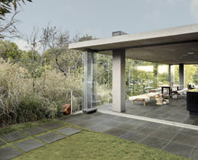 Load image into Gallery viewer, Pennsylvania True blue thermal 24"x24" Pavers by Kronos USA